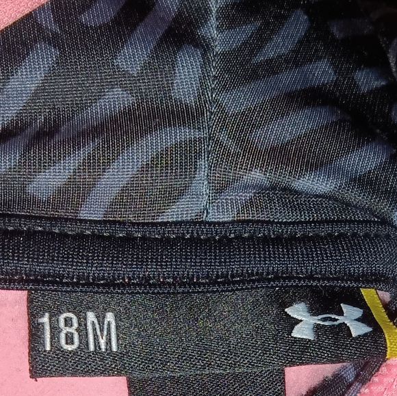 2 piece Under Armour outfit - Picture 4 of 4